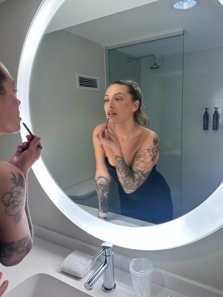 Foto desnuda filtrada de OnlyFans de Nicole
