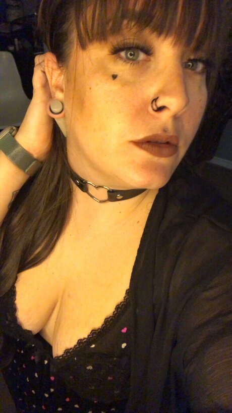 Foto desnuda filtrada de OnlyFans de Deezzznutz16