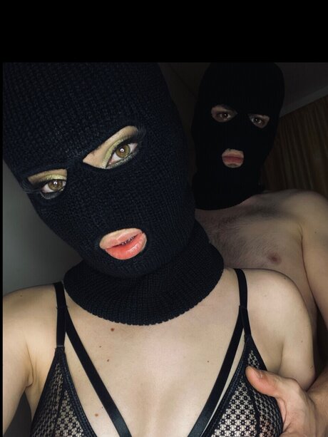 Foto desnuda filtrada de OnlyFans de 2savage