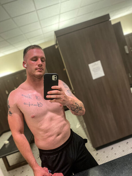 Foto desnuda filtrada de OnlyFans de Michael Mcmahan