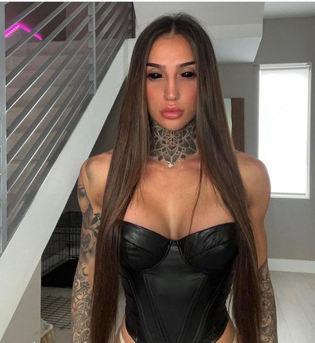 Foto desnuda filtrada de OnlyFans de Bakhar Nabieva