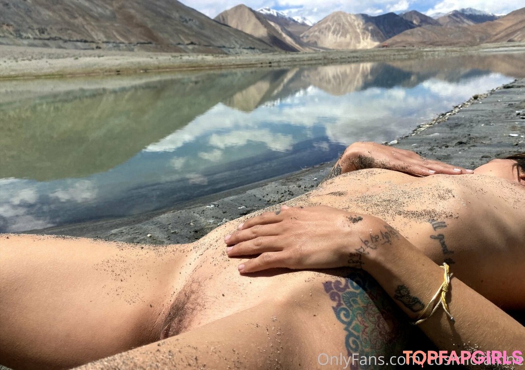Foto desnuda filtrada de OnlyFans de Touched By Nature #1324