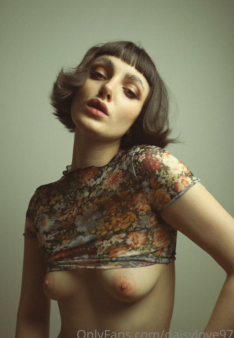 Daisy Love