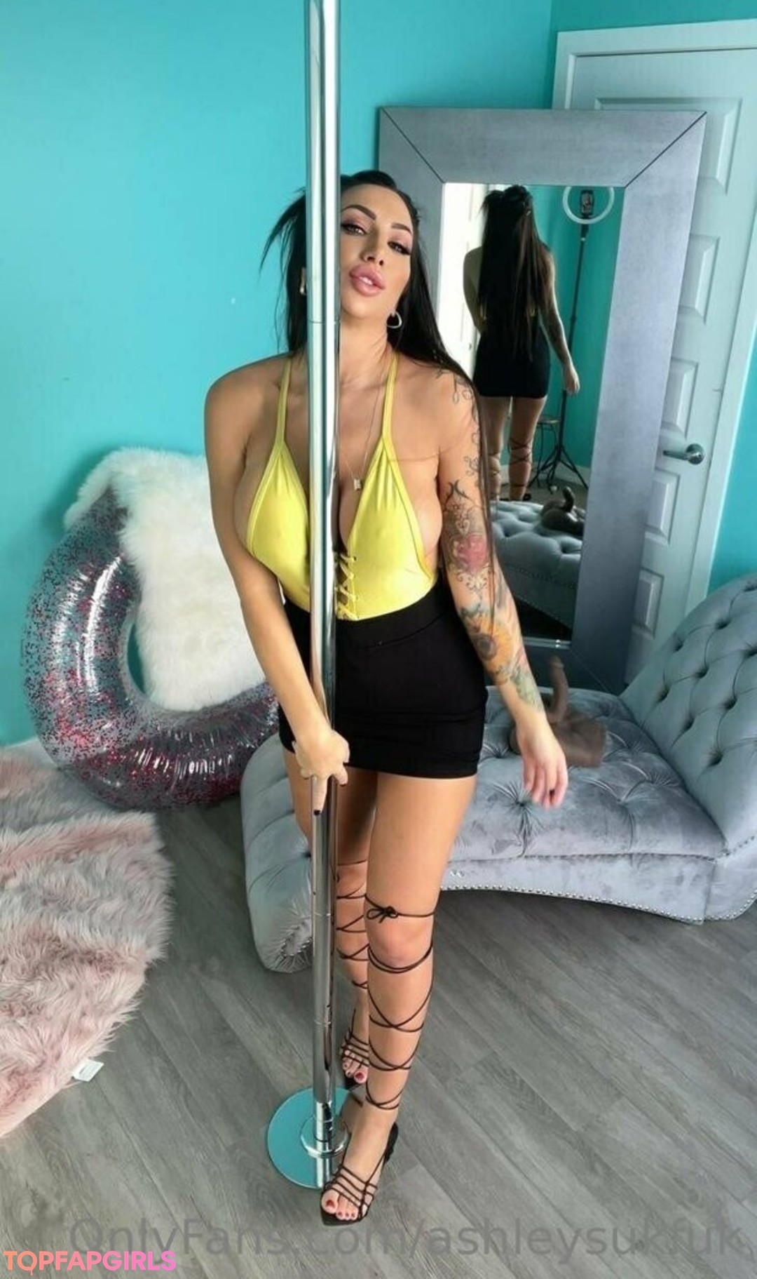 Foto desnuda filtrada de OnlyFans de Ashley Suk Fuk #1072