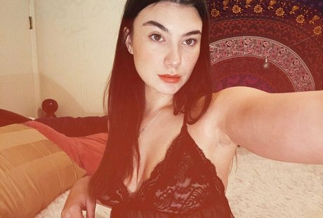 Ivybabeeefree