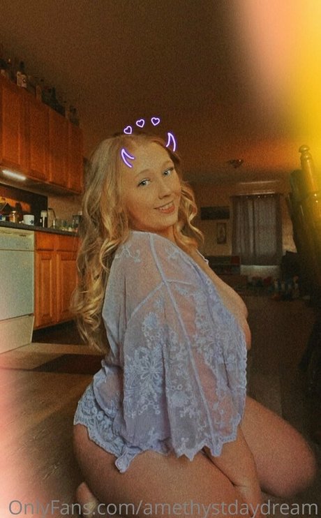Foto desnuda filtrada de OnlyFans de Amethystdaydream