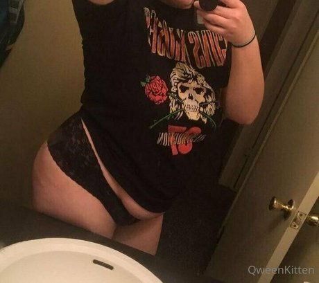 Foto desnuda filtrada de OnlyFans de Qweensensei