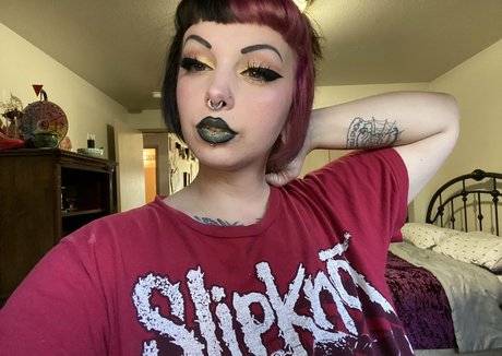 Freesliceofsugarpie