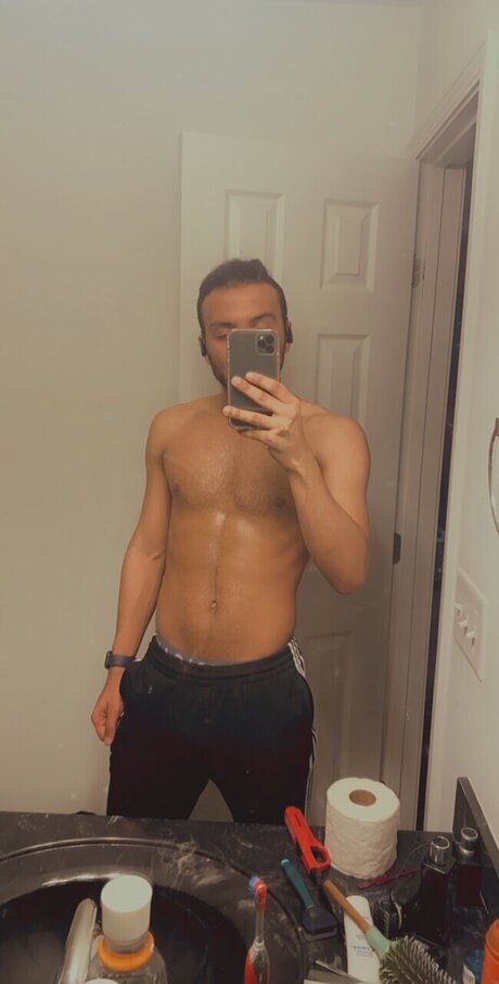 Foto desnuda filtrada de OnlyFans de B