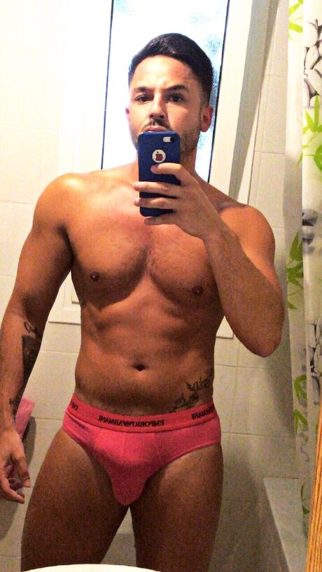 Foto desnuda filtrada de OnlyFans de Adrianofarrapa