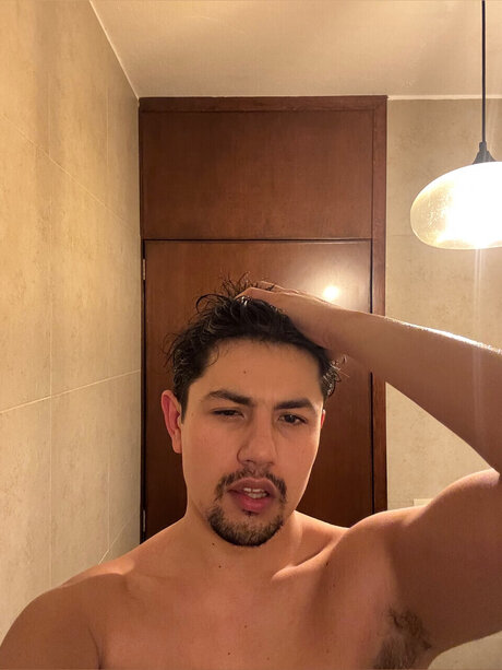 Foto desnuda filtrada de OnlyFans de Eric