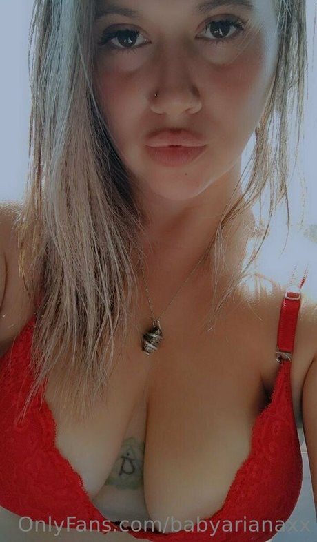 Babyarianaxx