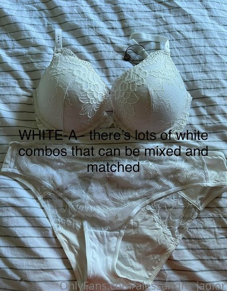 Foto desnuda filtrada de OnlyFans de Alessandrajadior