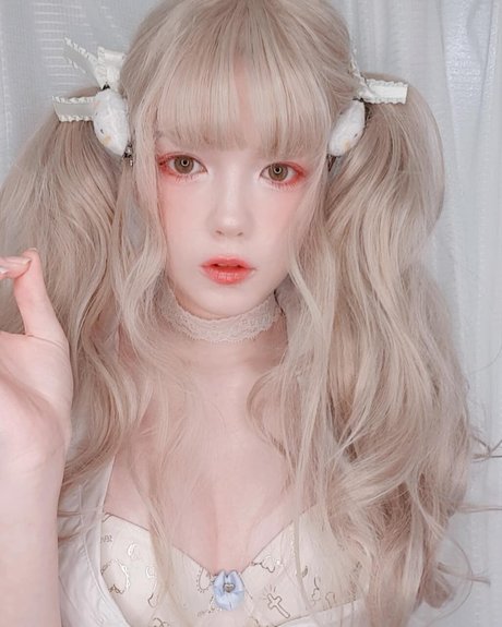 Foto desnuda filtrada de OnlyFans de Tsuruko The Alien