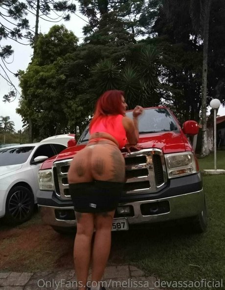 Melissa_devassaoficial
