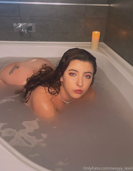 Foto desnuda filtrada de OnlyFans de Sexyyylexiii