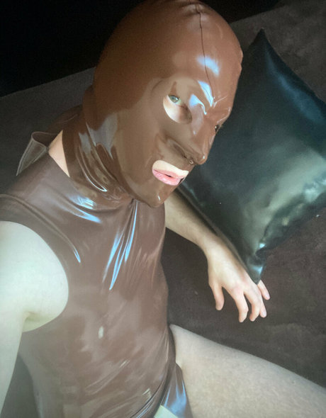 Rubberskaterboy