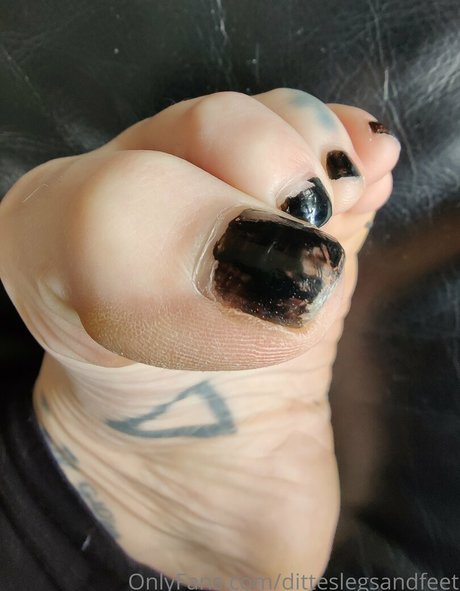 Ditteslegsandfeet