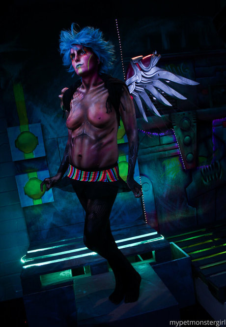 Mypetmonstergirl