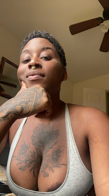Foto desnuda filtrada de OnlyFans de Jerrithedancer