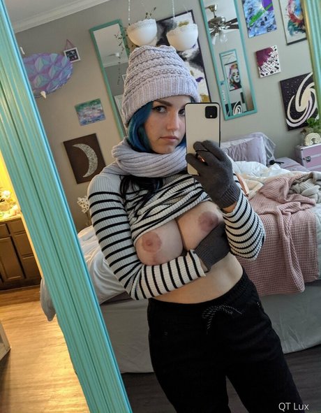 Qtlux Foto desnuda filtrada de OnlyFans de Qtlux #22