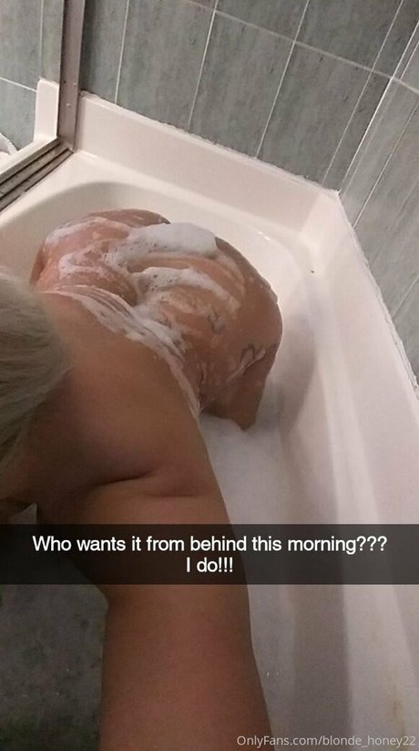 Blondehoney22