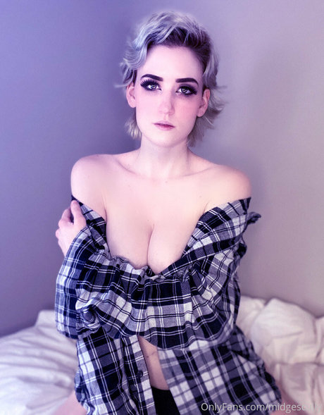 Foto desnuda filtrada de OnlyFans de Midgescully