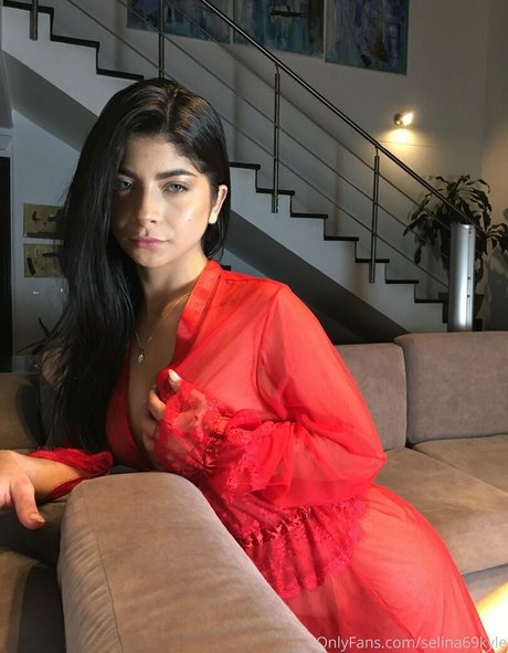 Foto desnuda filtrada de OnlyFans de Selena Kyle