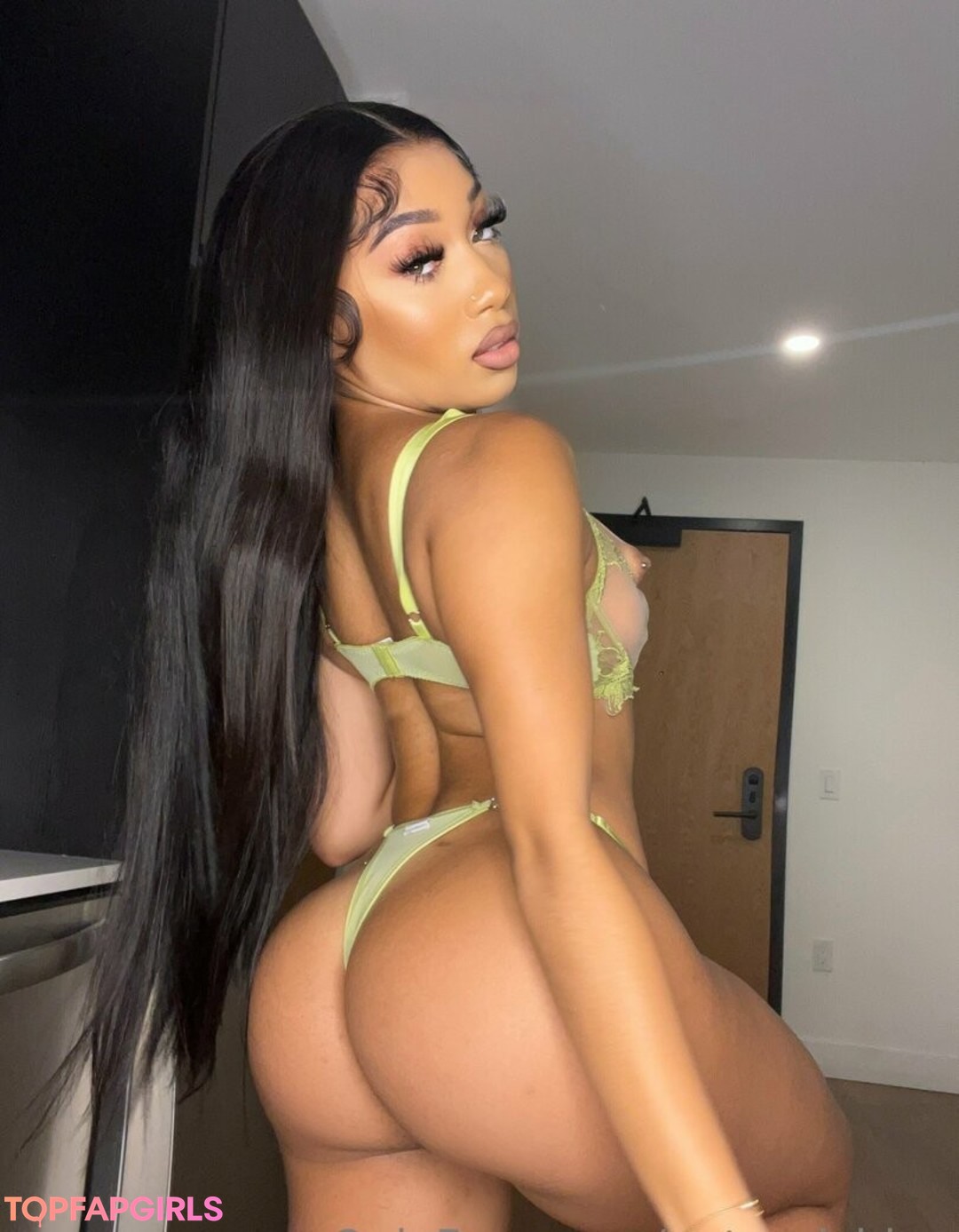 Foto desnuda filtrada de OnlyFans de Bubble Booty #1038