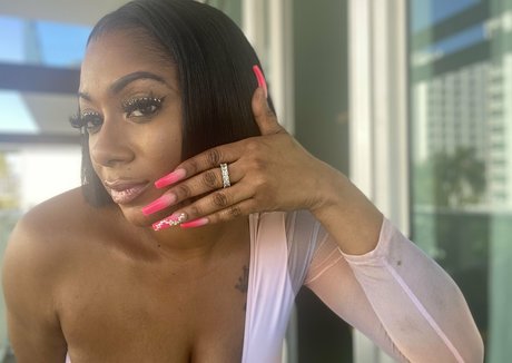 Therealchanellealicia