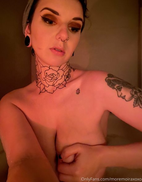 Moremoiraxoxo