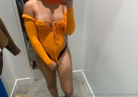 Cherrymaxx