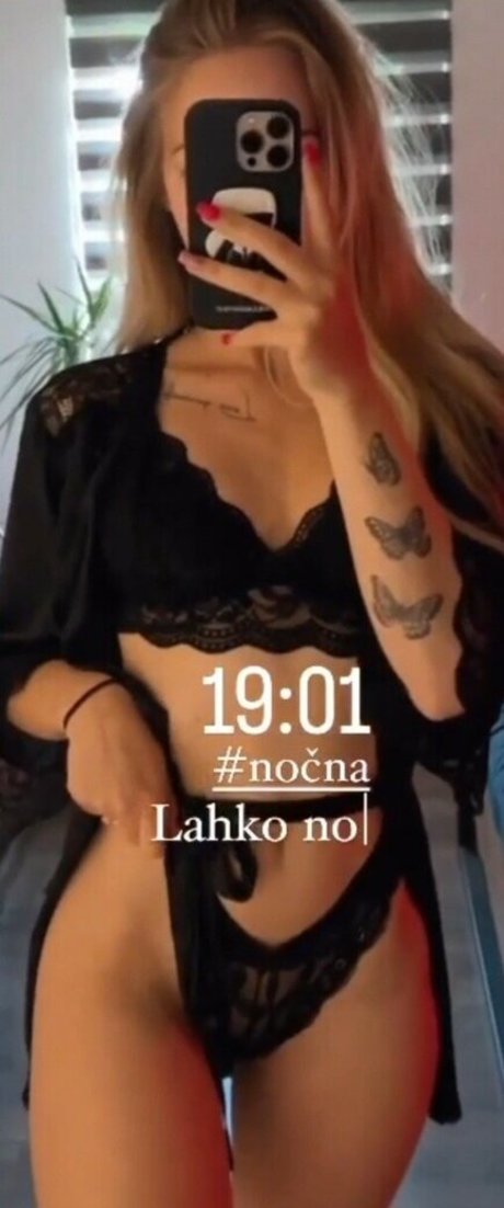 Foto desnuda filtrada de OnlyFans de Masa Iva Nusa