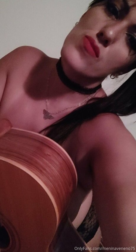 Meninaveneno75