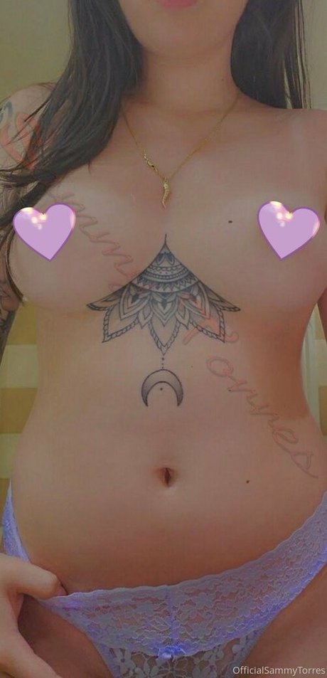 Foto desnuda filtrada de OnlyFans de Officialsammytorres