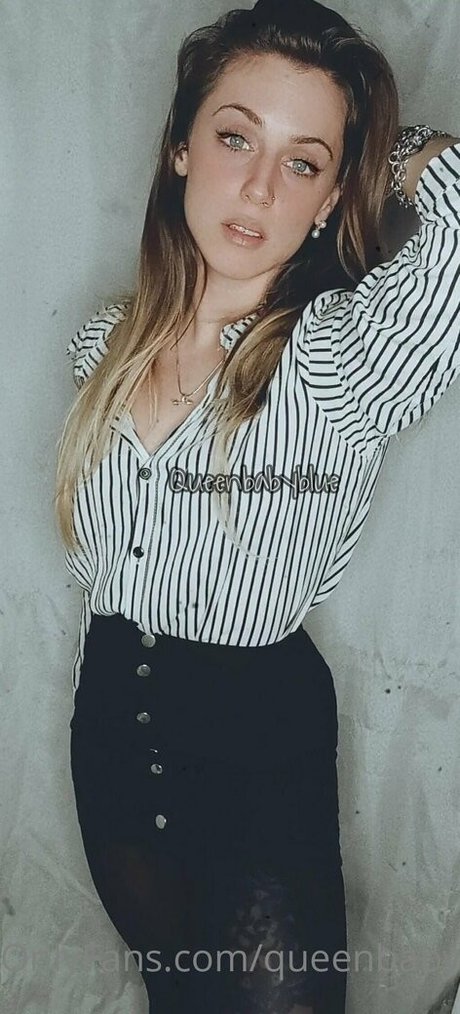 Queenbabybluee