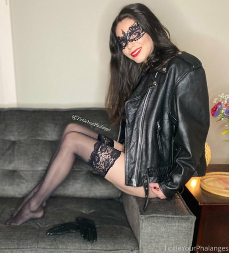 Goddesstickle