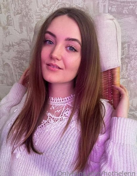 Foto desnuda filtrada de OnlyFans de Hothelenn