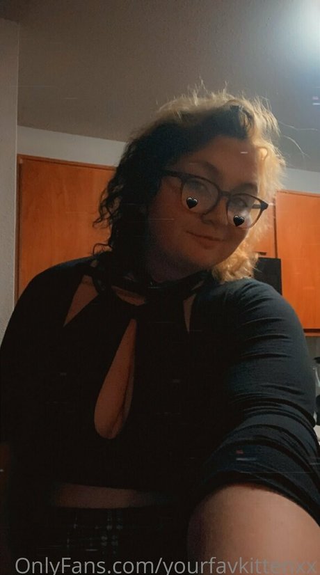 Yourfavkittenxx