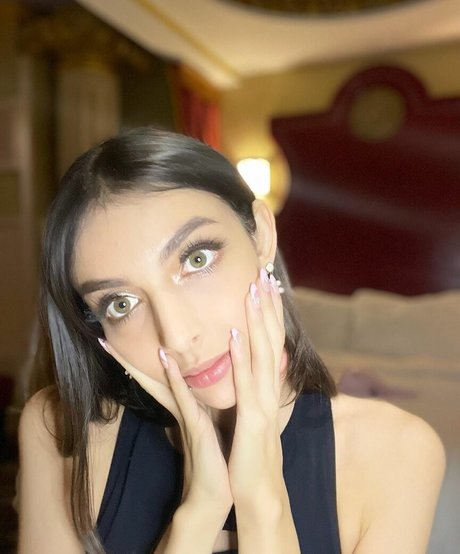 Foto desnuda filtrada de OnlyFans de Chloenight