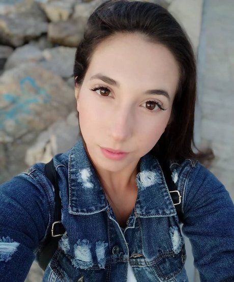 Foto desnuda filtrada de OnlyFans de Athina Panteliou
