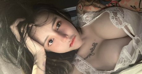 Foto desnuda filtrada de OnlyFans de Truong Kha Tran