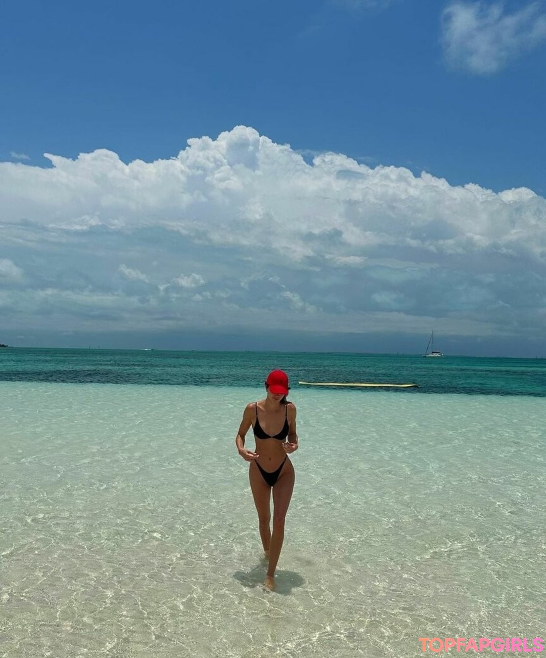 Foto desnuda filtrada de OnlyFans de Kendall Jenner #1925