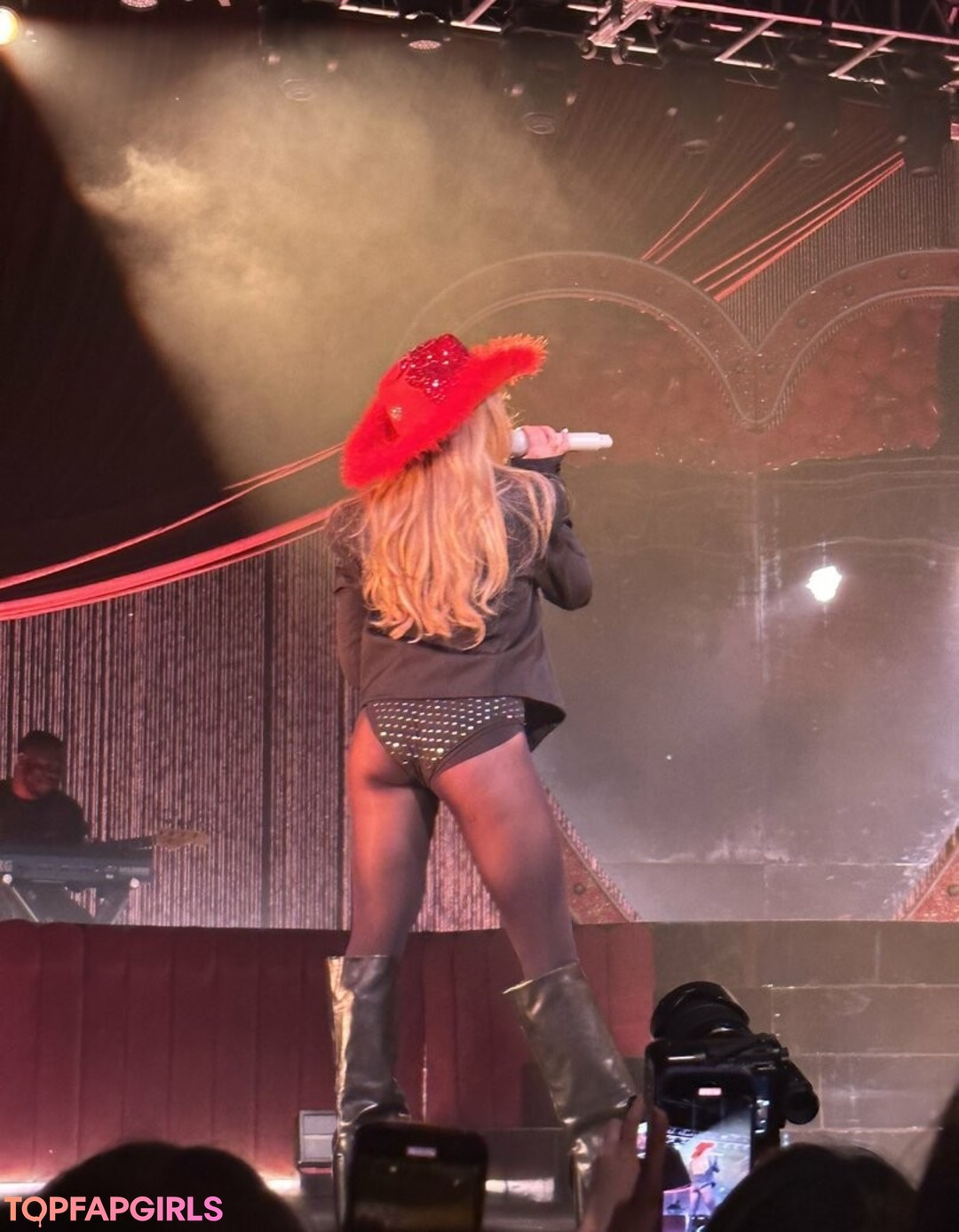 Foto desnuda filtrada de OnlyFans de Sabrina Carpenter #1166