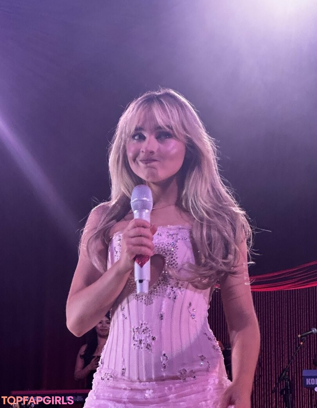 Foto desnuda filtrada de OnlyFans de Sabrina Carpenter #1219