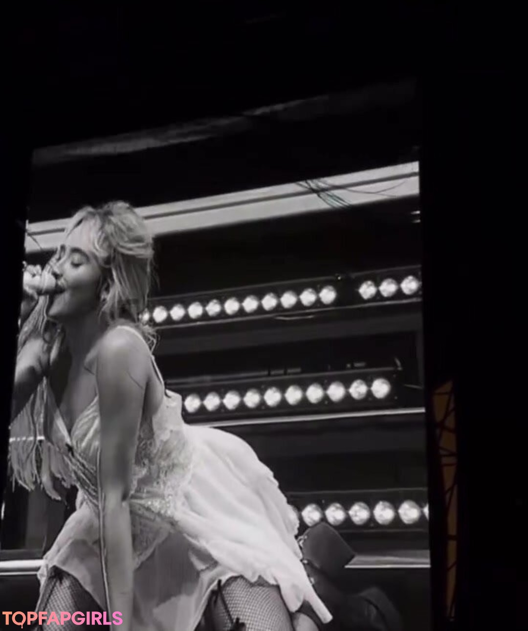 Foto desnuda filtrada de OnlyFans de Sabrina Carpenter #1499