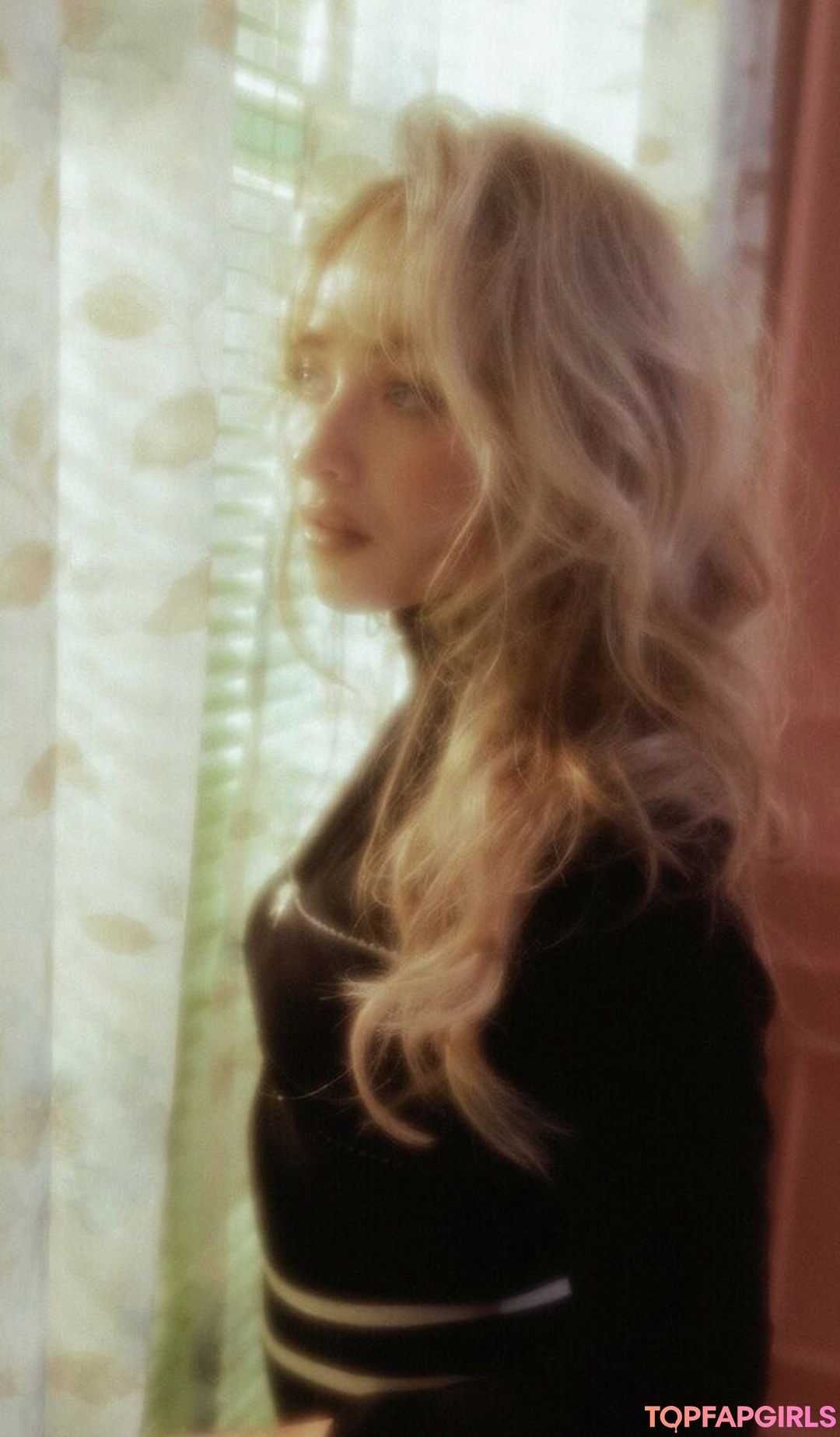 Foto desnuda filtrada de OnlyFans de Sabrina Carpenter #1533