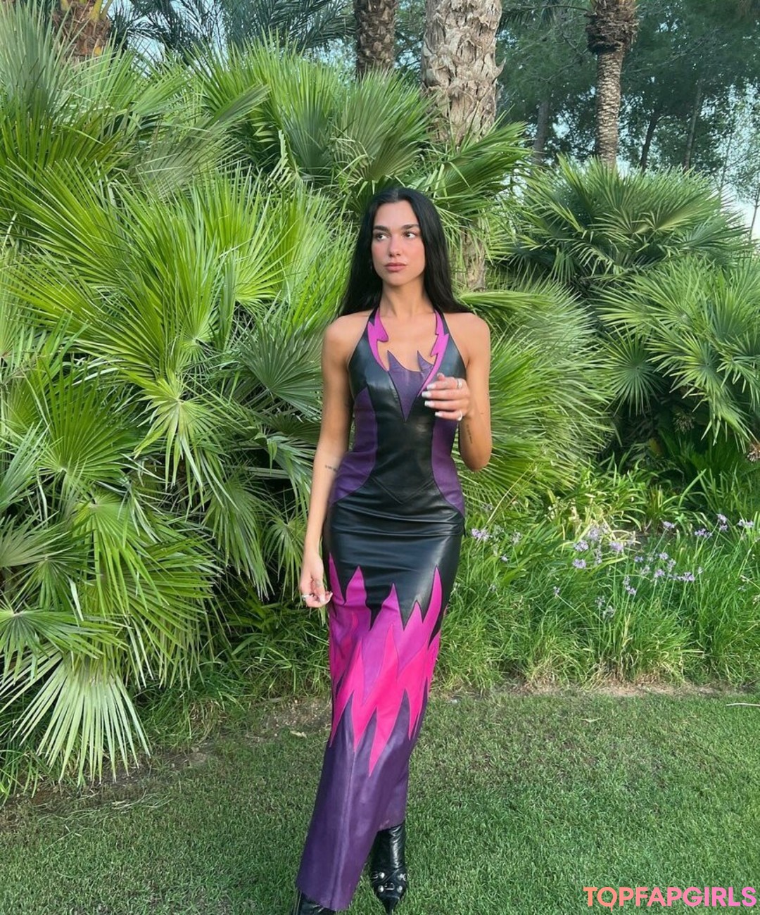 Foto desnuda filtrada de OnlyFans de Dua Lipa #1177