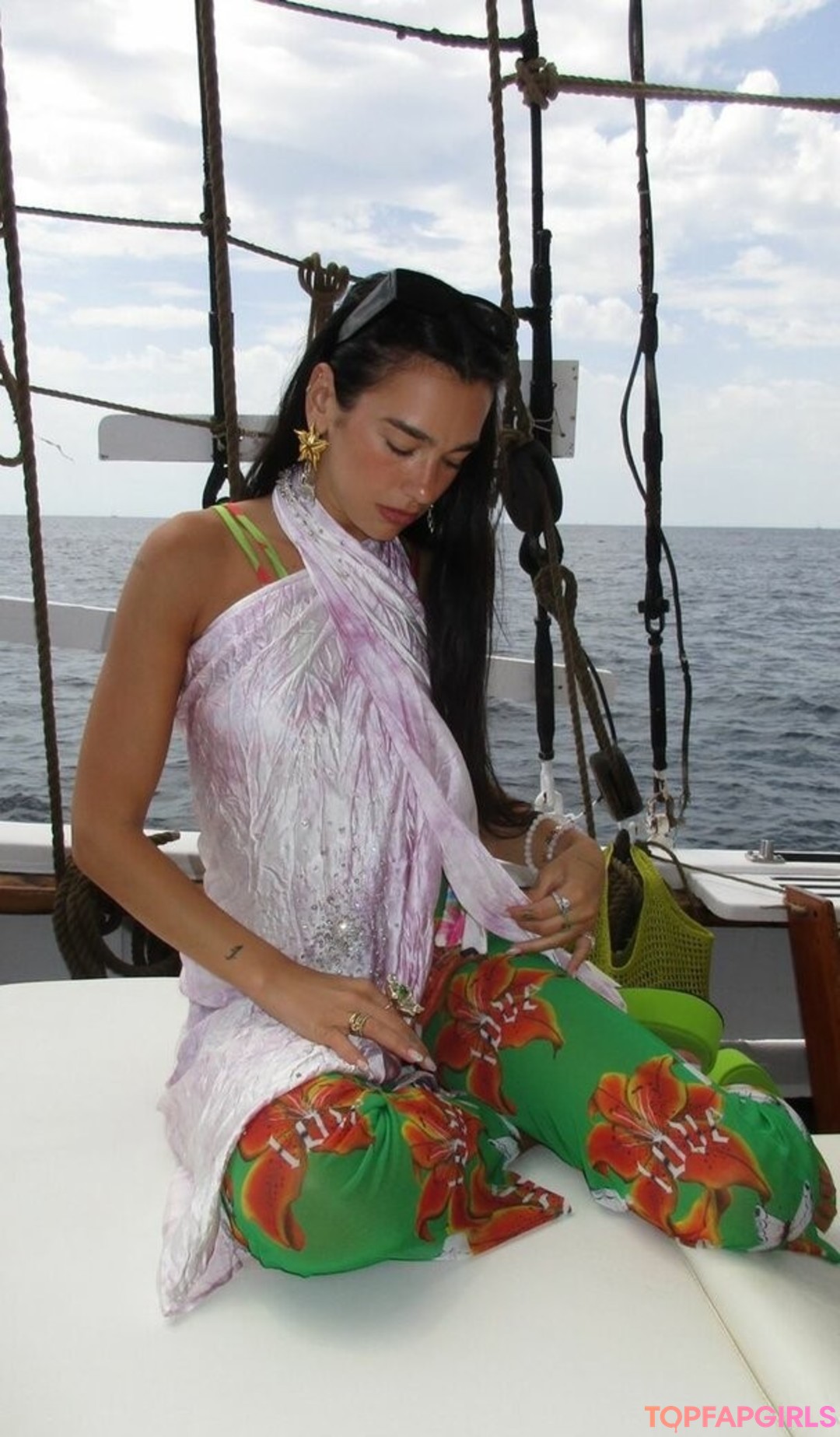 Foto desnuda filtrada de OnlyFans de Dua Lipa #1202