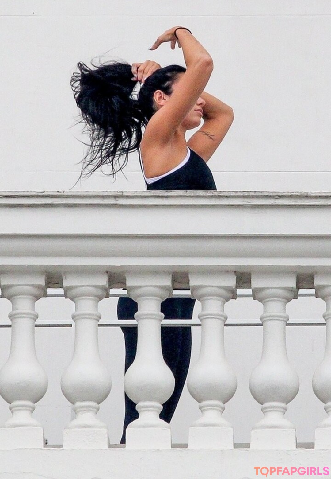 Foto desnuda filtrada de OnlyFans de Dua Lipa #1320